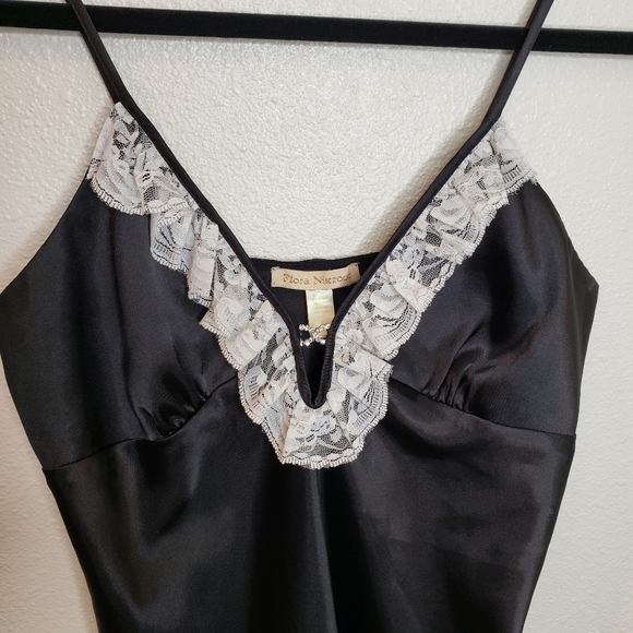 Flora Nikrooz Black Chemise with Lace Small - Picture 5 of 8